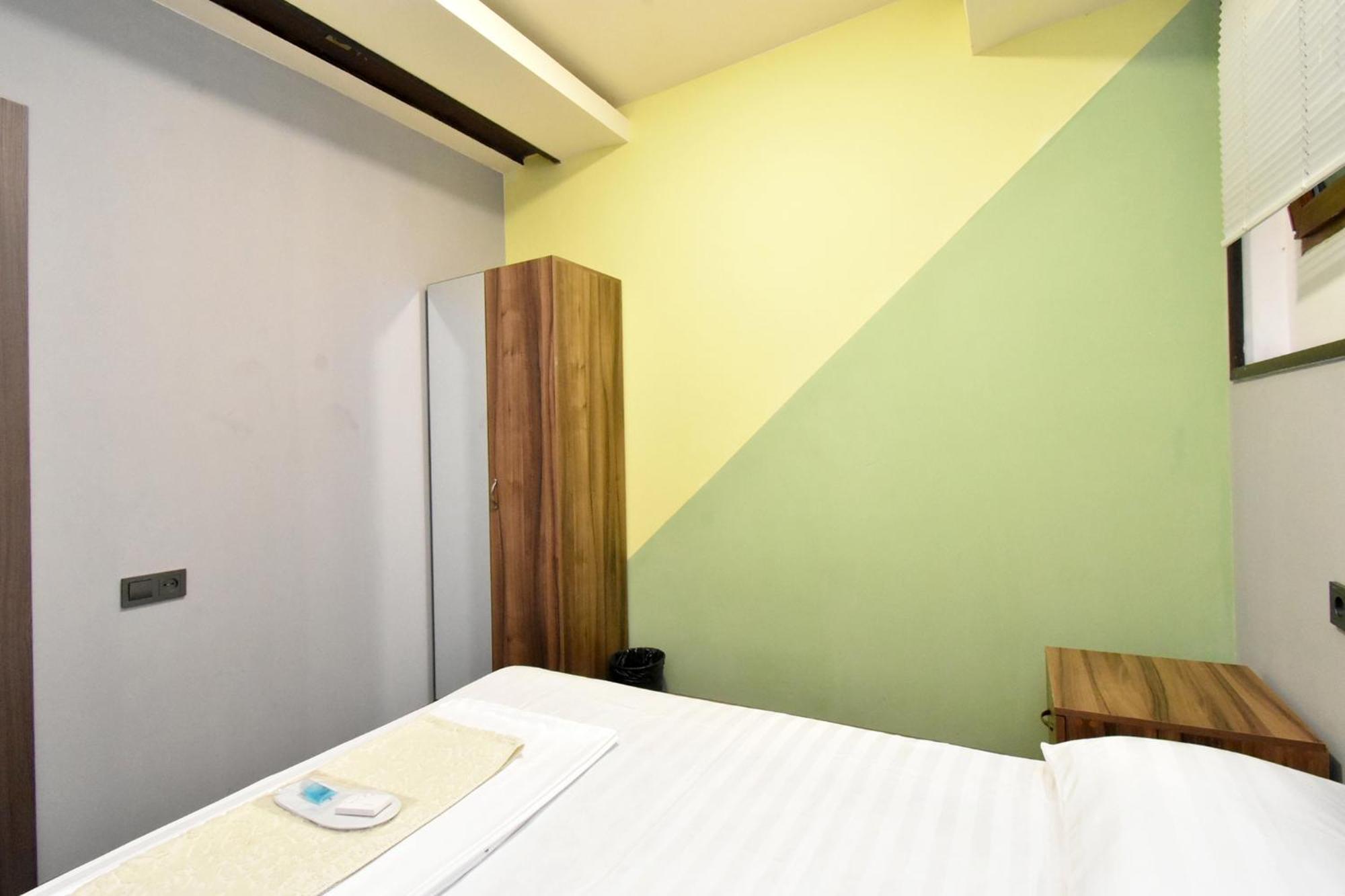 Luna Guest House Ереван Экстерьер фото